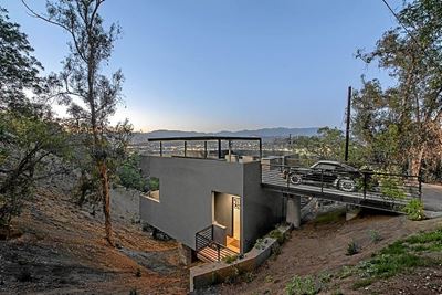House for a car